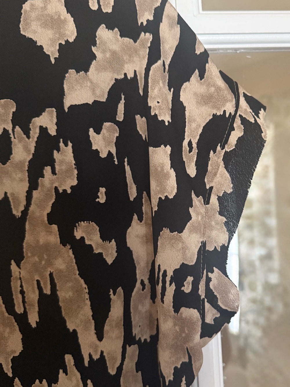 JODIFL Black and Beige Animal Print V-Neck Blouse - Picture 5 of 6